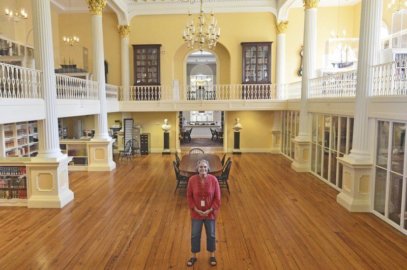 Historians: Wealth of records trapped in shuttered library